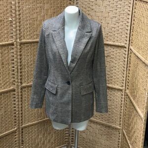 Bagatelle Gray Checkered Blazer